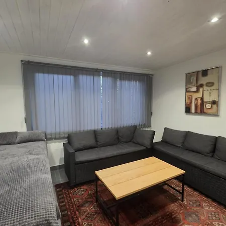 Near Nature & Shops Feriehus